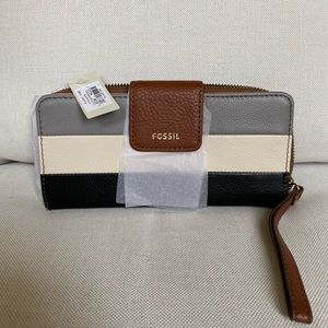 Fossil wallet